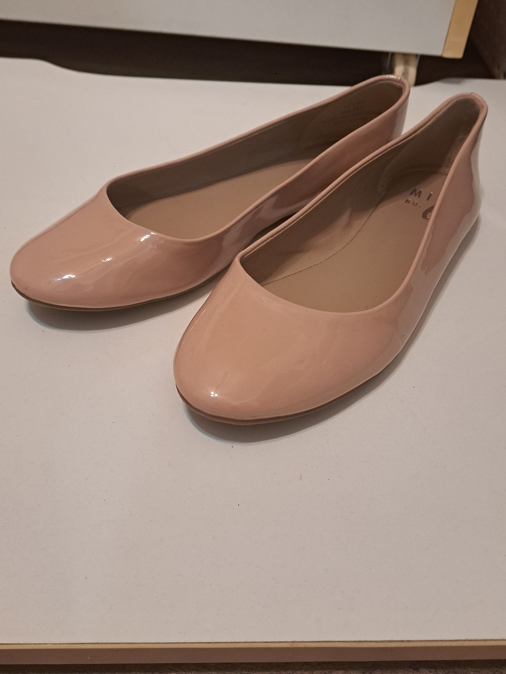 Classic Women's Nude Patent Ballet Flats